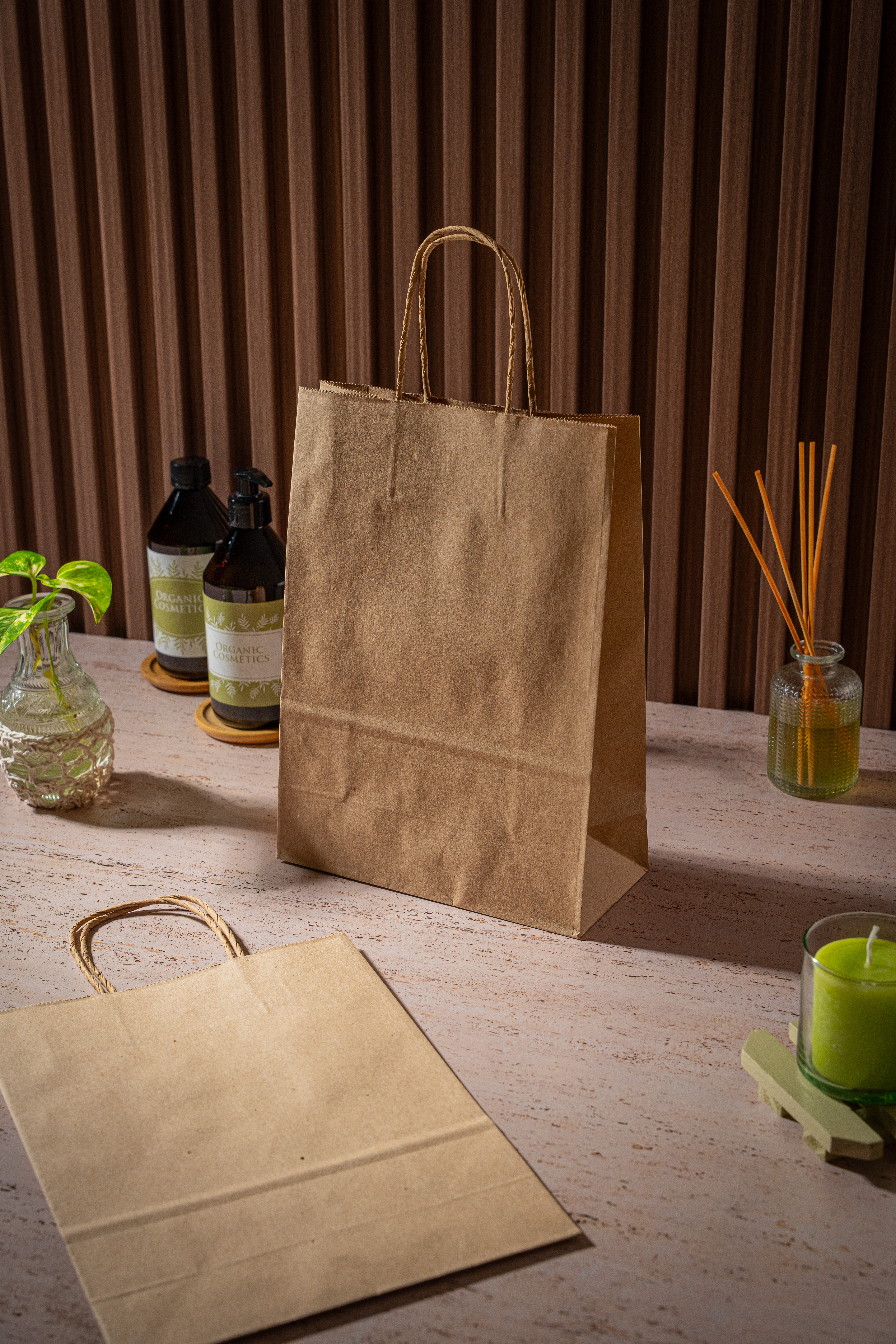 BOLSA BOUTIQUE PAPEL KRAFT 22*10*30CM *UNID