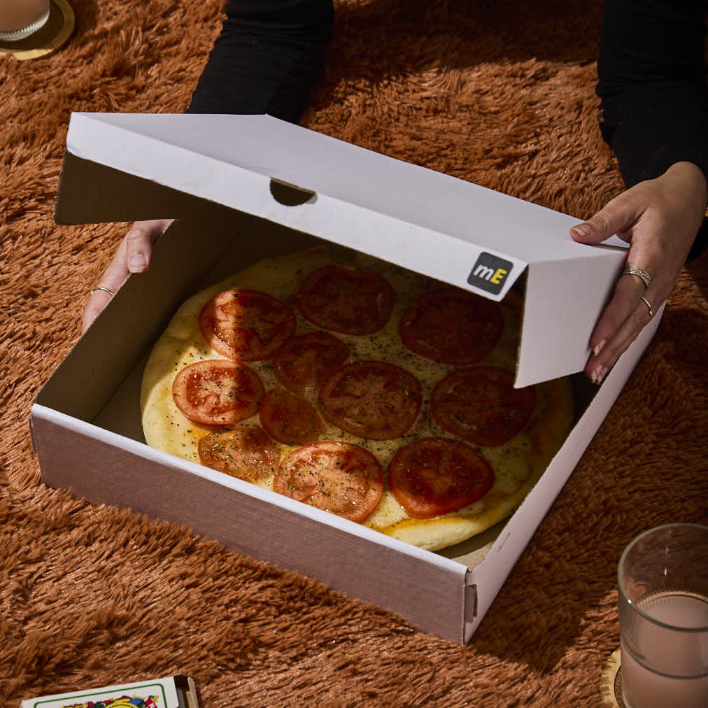 CAJA PIZZA MICRO BLANCO/MARRON.DOBLE PIZZA (31.5*32*8CM) *100UNID